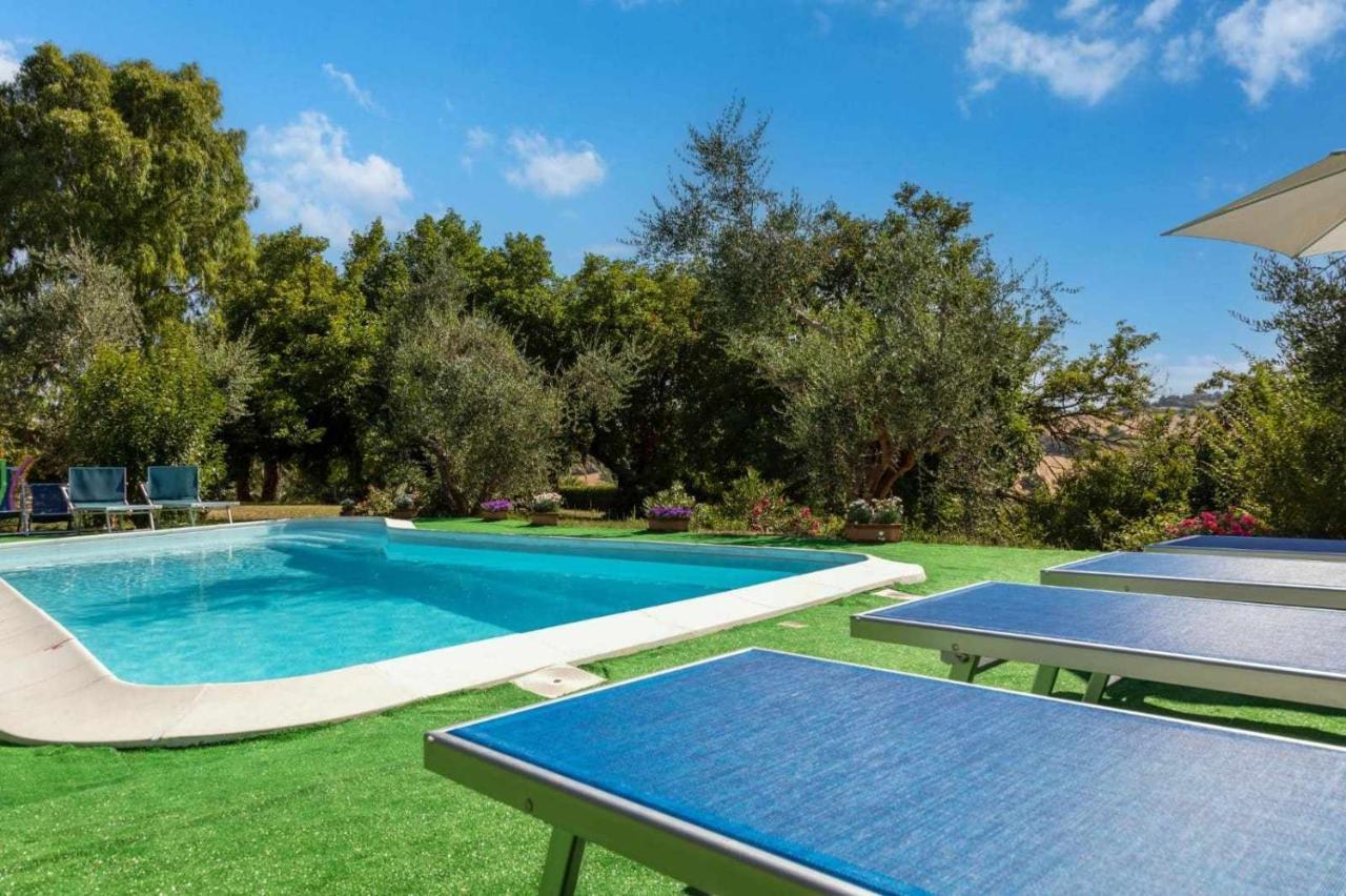La Meriggia Agriturismo- Ampio Appartamento Con Terrazza Esclusiva อังโกนา ภายนอก รูปภาพ
